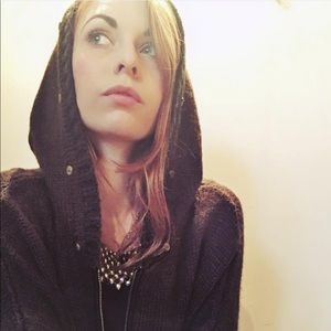 Meet your Posher, Allie